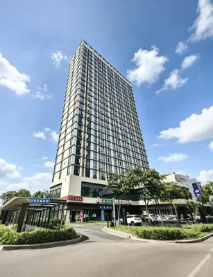 Home Inn Huaxuan Collection Hotel (Jingzhou Station Fangte Branch)