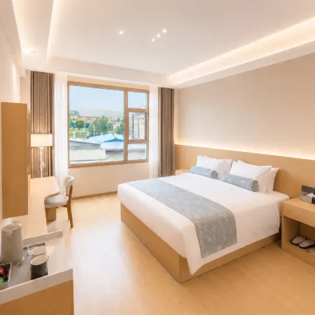 Ruixi Langan Hotel (Ganzi County Gesar Kingdom Scenic Area | White Pagoda Park Scenic Area Branch)