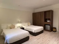 Hotel West Lakes Golf - С бассейном