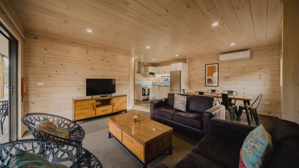Lakes Edge Holiday Park