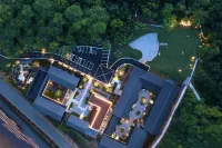 Floral Hotel·Mingye Qiulu Holiday Hotel (North Gate Transfer Center, Lushan Scenic Area) - بار