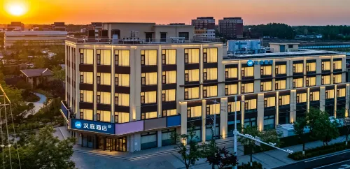 HanTing Hotel (Anxin Baiyangdian Sleepless City, Xiong'an New Area) - 2 ดาว