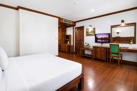 Pierre Hotel