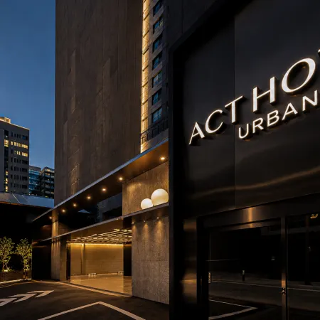 ACT HOTEL URBAN