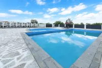 Lake Jingpo Lanyue Hotel (Lake Jingpo Scenic Area) - Pool