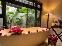 Flowering Villa - Barer