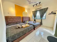 Kota 48A 8pax|3minsdrivetoJonker|TownArea by YeeStay - Villas