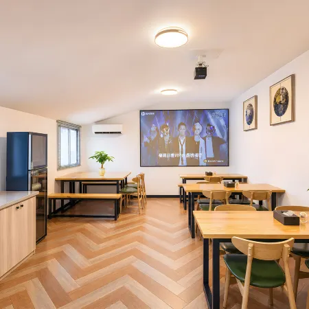 Home Inn Subai Cloud Hotel (Lishui High Speed Railway Station Jiefang Street Store)