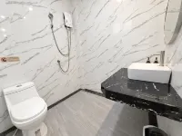 TATA 7BR Private Pool Villa Pattaya - balcony