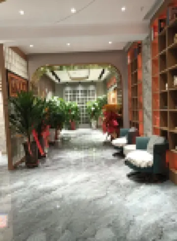 Desert Star Hotel
