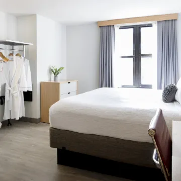 Hotel Saint Clair- Magnificent Mile