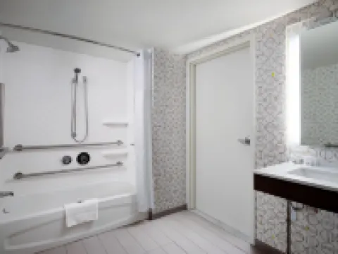 Holiday Inn BOSTON-DEDHAM HTL & CONF CTR by IHG Hotels in Dedham