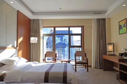 Changbai Mountain Baotai Holiday Hotel (Changbai Mountain West Scenic Area Ticket Office)