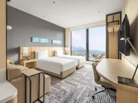 Hyatt Place New Taipei City Xinzhuang Hotels near Luzhou District