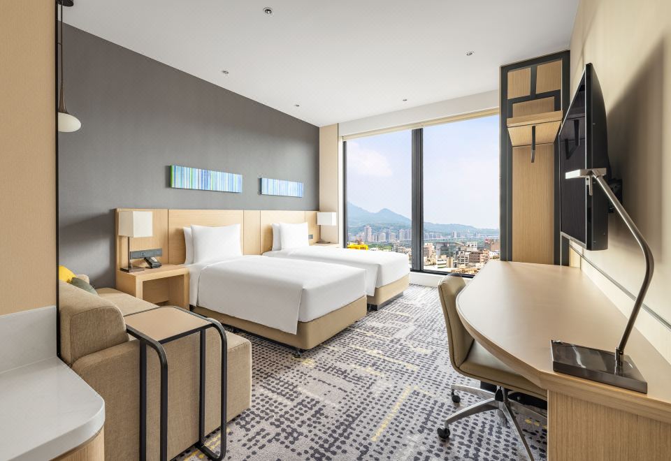 2. 하얏트 플레이스..