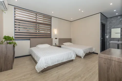 Shell Hotel (Cangzhou Hongtong Passenger Transport Terminal Shop)