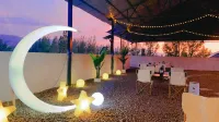 Lovely house Hotels in Xinyuan
