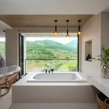 Laijia Homestay Отели рядом с достопримечательностью «Liuyin Former Residence»