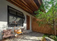 Wanshiwu Camping Park Hotels in Anji Meizi Bay Scenic Area