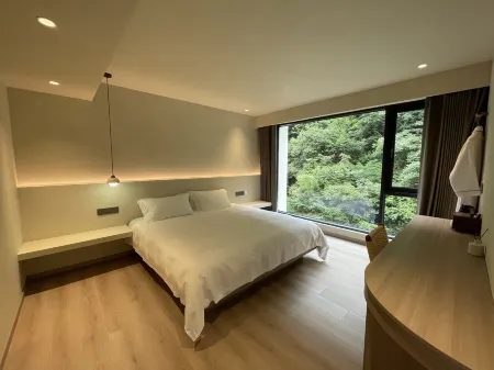 Anji Qeman·Chatmate B&B Отели рядом с достопримечательностью «shi ling cun»