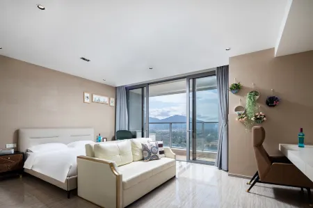 Perfect Holiday Seaview Apartment (Sanya Haitang Bay Poly)