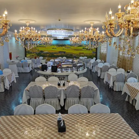 Hewan Sunshine Hotel