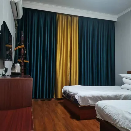 Longyou Longjia Hotel