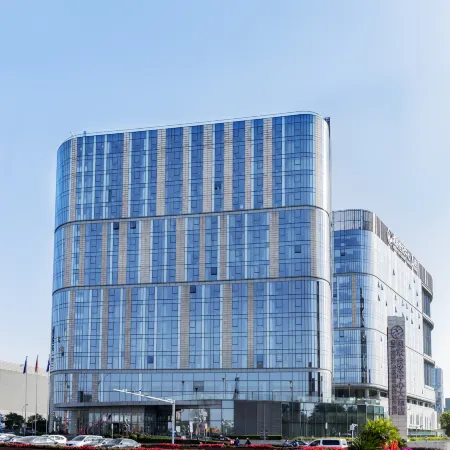 China National Convention Center Отели рядом с достопримечательностью «Олимпийский парк Пекина»