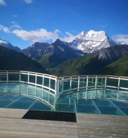 Meet B&B (Daocheng Yading Scenic Area)