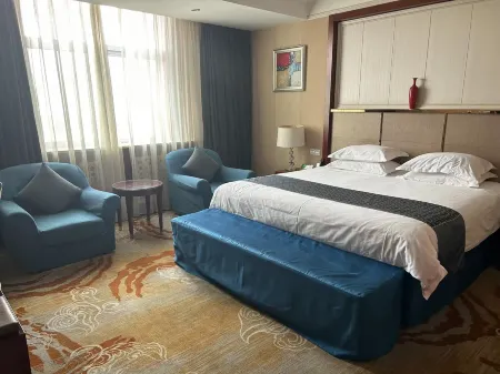 Mingshihui International Hotel (Cultural Plaza Municipal Government Branch) Отели рядом с достопримечательностью «Gansu Vocational and Technical College of Nonferrous Metallurgy»