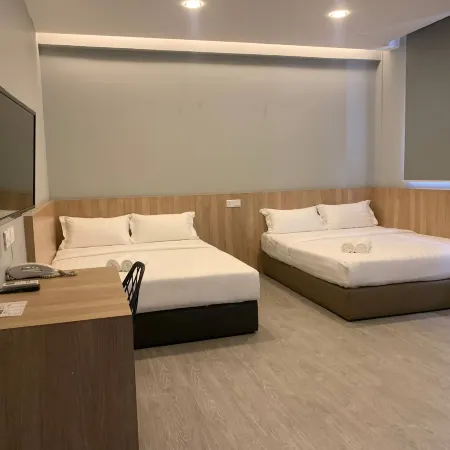 The Daily Hotel Отели рядом с достопримечательностью «Часовая Башня Аткинсон»