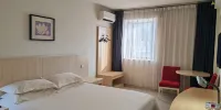 Jinjiang Inn (Bayi Square Nanchang Station Hotel) - Habitación Doble Superior