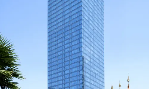 Soluxe Hotel