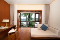 Huangguoshu Qishouju Hotels in Zhenning Buyei and Miao Autonomous County