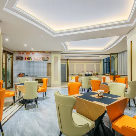 Vienna Hotel (Fuzhou Jinxi Xiangshan South Road)