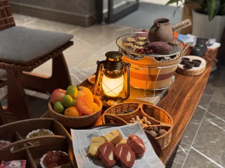 Guyue Suqing Homestay (Libo Ancient Town Branch)