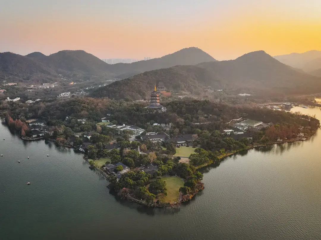 Zhejiang Xizi Hotel · Wangzhuang · West Lake Famous Garden - Hangzhou
