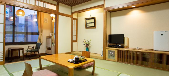 Kaneyoshi Ryokan Hotels in Osaka
