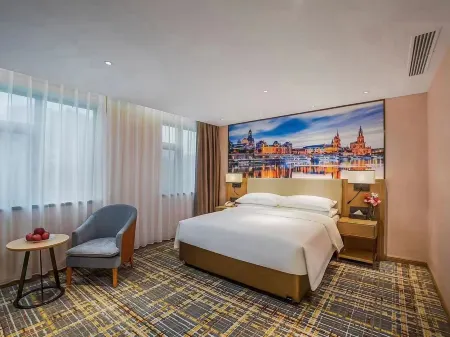 Berman Hotel (Shuitou Shihuang Branch) Отели рядом с достопримечательностью «Zheng Chenggong Tomb»