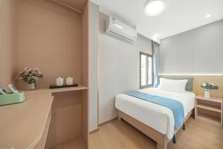 Yipin Business Travel Hotel (Xiamen Zhongshan Road Pedestrian Street)