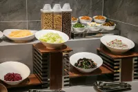 QIANNA HOTEL GLORIOUS (Xinxiang Municipal Government High-speed Railway Station) - breakfast