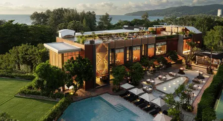 Avista Grande Phuket Karon - MGallery Отели рядом с достопримечательностью «Local Dive Thailand»