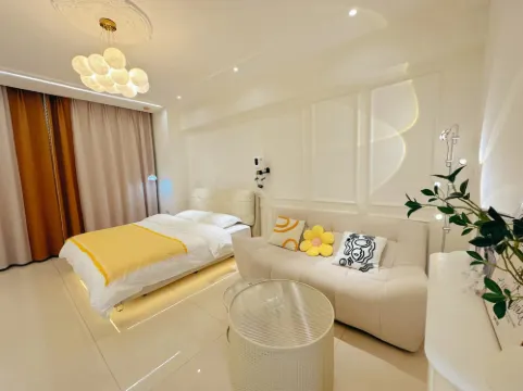 Daqing Shengji Homestay (Wanda Branch)