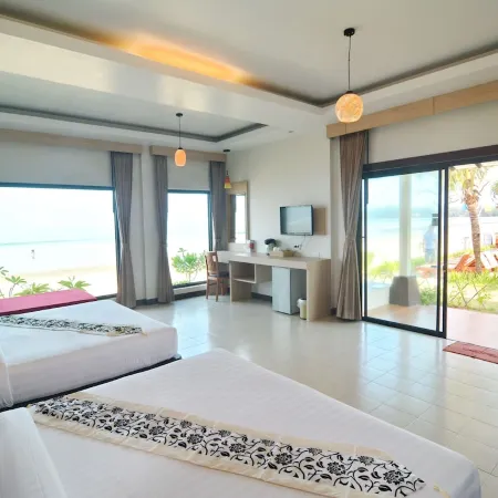 Golden Bay Cottage