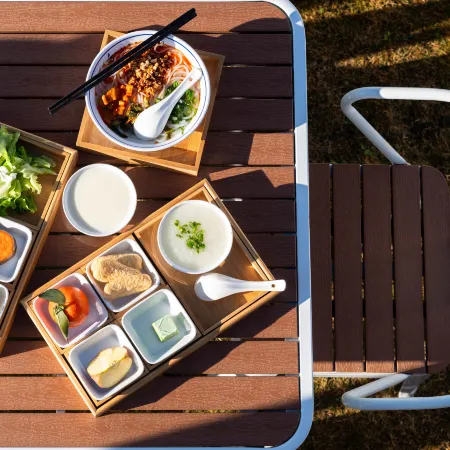 Hailian Boutique Lake View Holiday Inn