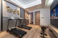 Ru Jia Aifee Hotel (Haikou Qilou Old Street Sun Moon Square Duty Free Shop) - Gym