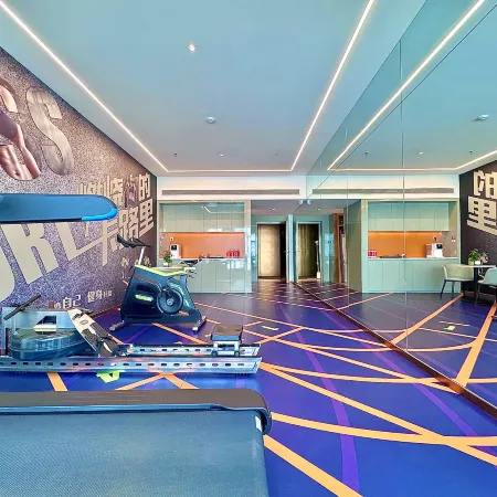 Ace Platinum Moon Hotel (Hanzhong East Street Guhantai Branch)