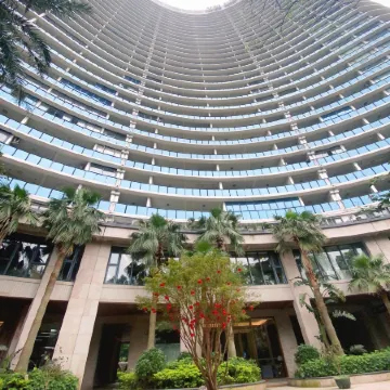 Kairuisi Apartment Отели рядом с достопримечательностью «Haibin Park»