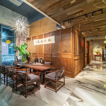 Yunlu garden hotel（Duyun sanxian museum branch）