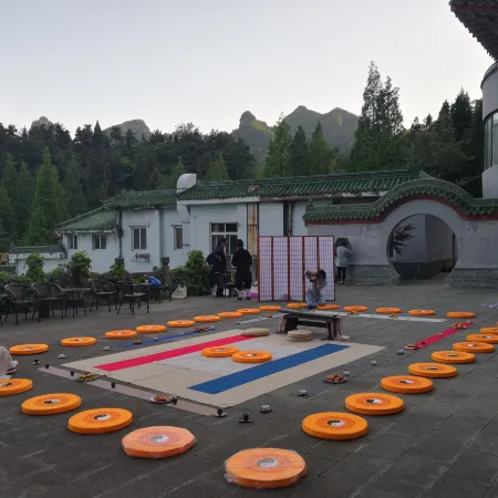 Wudang Mountain Tianlu Hotel